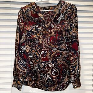 Jones New York Long Sleeve Blouse Womens M Navy Red Paisley Button Cuffs Prof.